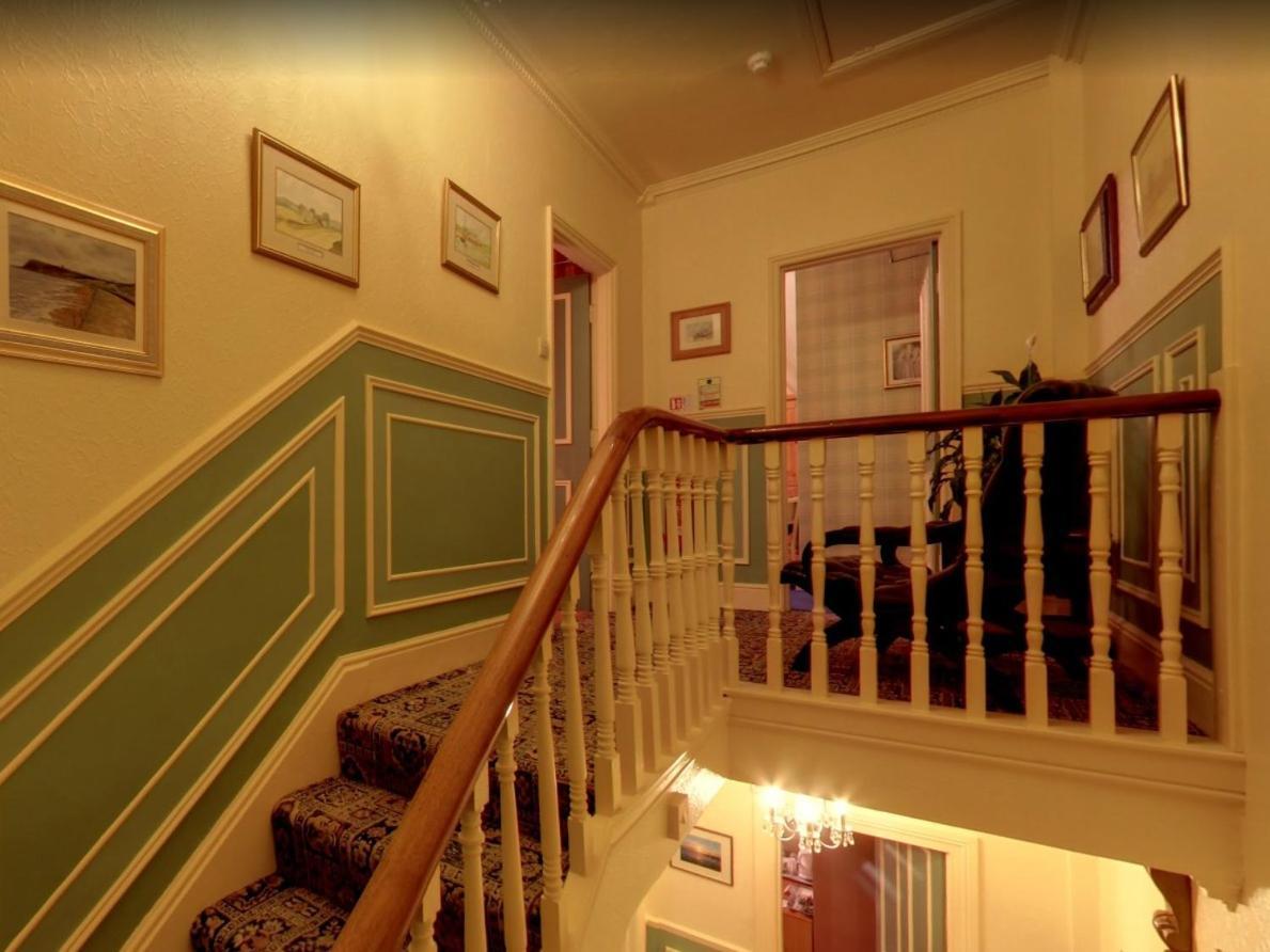 Athol House Bed & Breakfast Filey Bagian luar foto