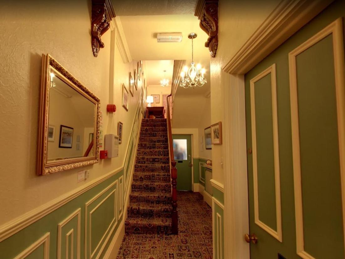 Athol House Bed & Breakfast Filey Bagian luar foto