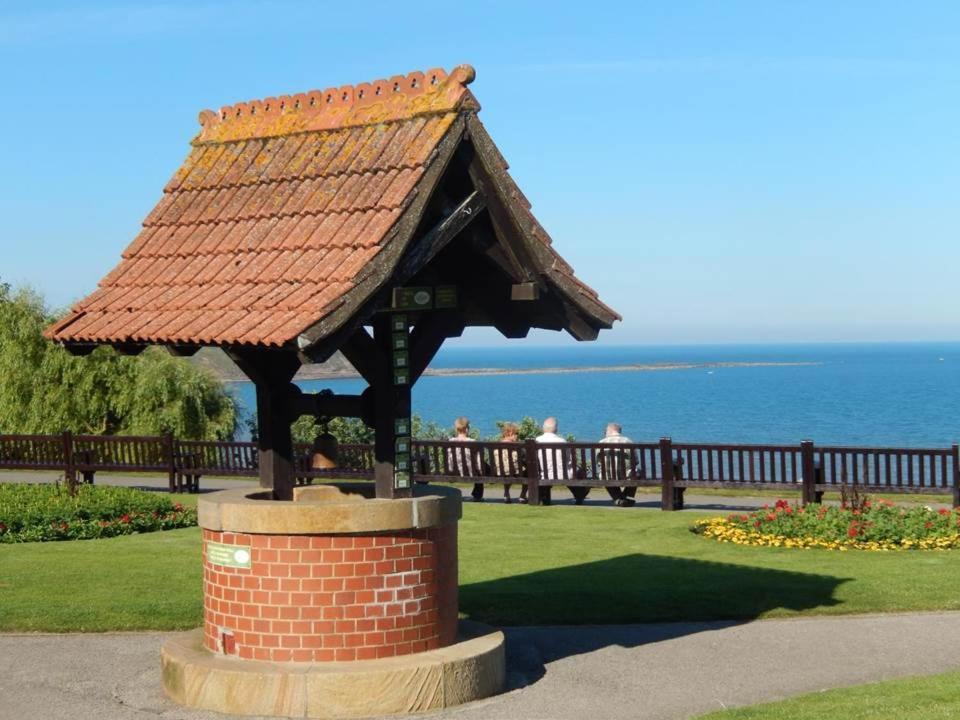 Athol House Bed & Breakfast Filey Bagian luar foto